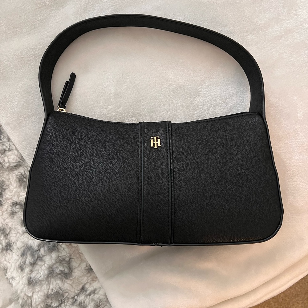Tommy Hilfiger Black Women's Bag
